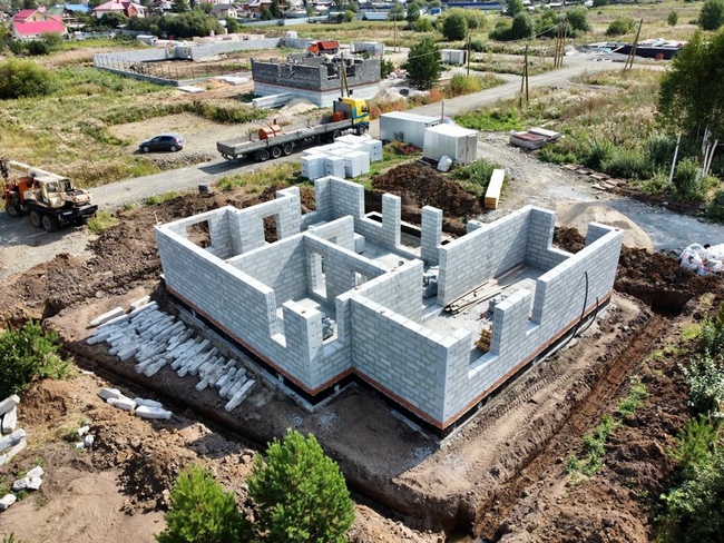 Стены из газоблока D500 толщиной 400 мм ГК Урал-Строй